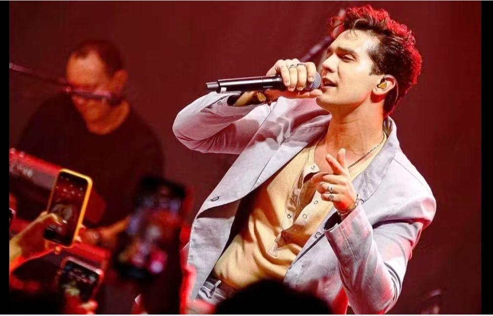 LUAN SANTANA PASSA MAL E CANCELA SHOW EM MINAS GERAIS
