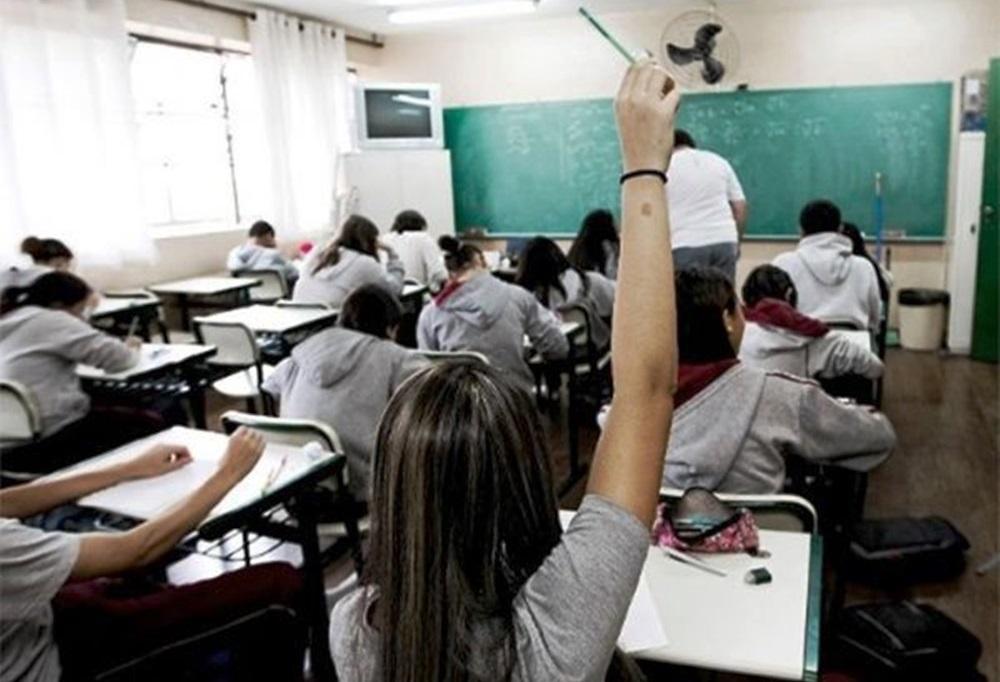 ESTUDANTES DO ENSINO MÉDIO VÃO TER DISCIPLINAS NOVAS A PARTIR DE 2025