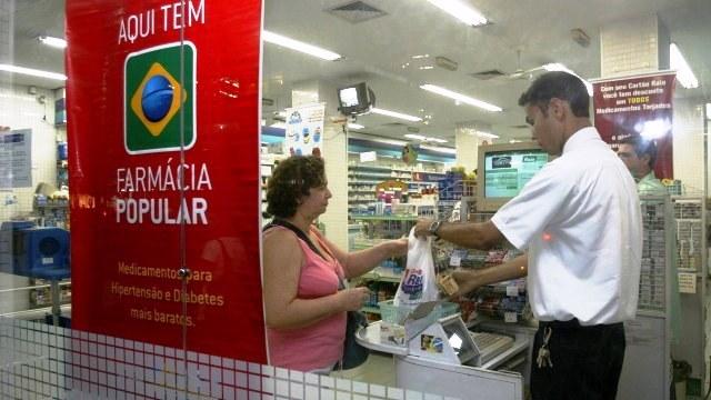 FARMÁCIA POPULAR PASSA A OFERECER 95% DOS MEDICAMENTOS GRATUITAMENTE