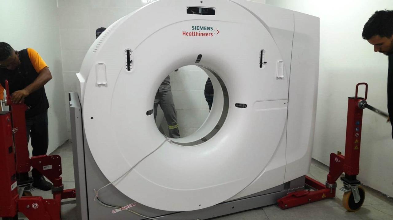 HOSPITAL MUNICIPAL DE VAZANTE RECEBE TOMÓGRAFO COM TECNOLOGIA DE PONTA