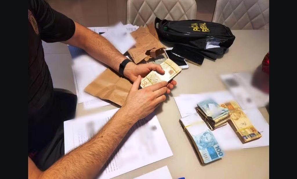 PF DESMONTA ESQUEMA DE FABRICAÇÃO DE CIGARROS FALSIFICADOS