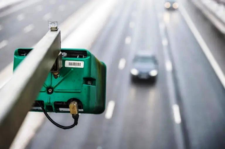 RADARES INTELIGENTES JÁ FUNCIONAM EM ALGUMAS RODOVIAS BRASILEIRAS