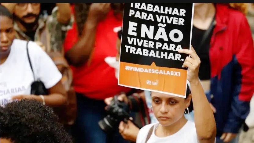 FIM DA ESCALA DE TRABALHO 6/1 TEM APROVAÇÃO DE 67% NAS REDES SOCAIS