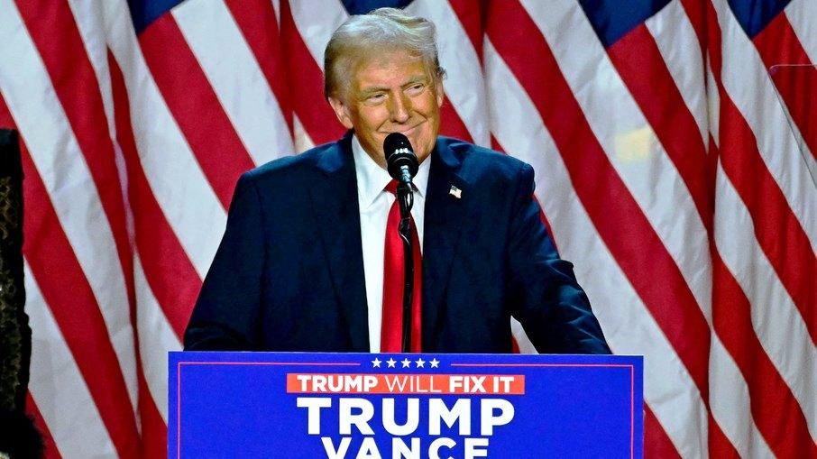 PLANO DE DEPORTAÇÃO DE TRUMP PODE EXPULSAR 230 MIL BRASILEIROS DOS EUA