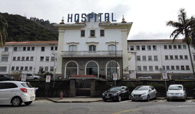 HOMENS SÃO PRESOS EM MINAS TENTANDO COMPRAR RECÉM-NASCIDA POR R$ 5.000