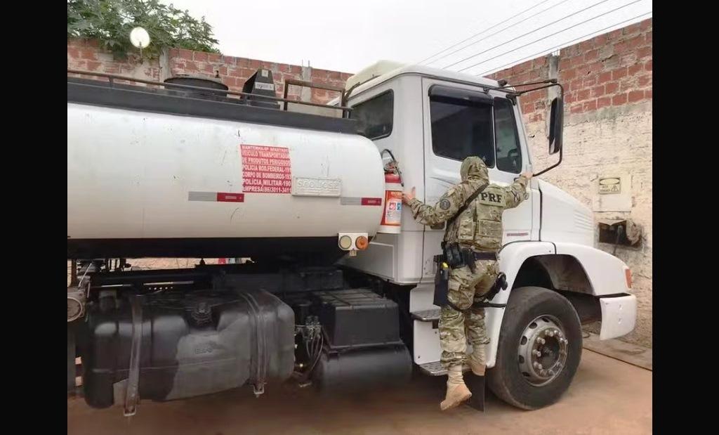 CRIME ORGANIZADO LUCRA MAIS COM COMBUSTÍVEL DO QUE COM VENDA DE COCAÍNA NO BRASIL