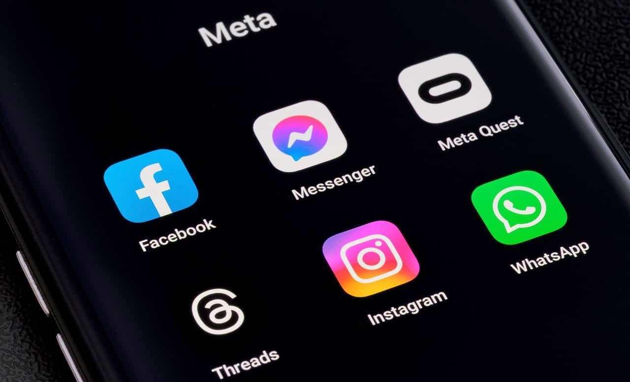 INSTAGRAM E FACEBOOK REMOVEM FAKE NEWS SOBRE O GOVERNO FEDERAL
