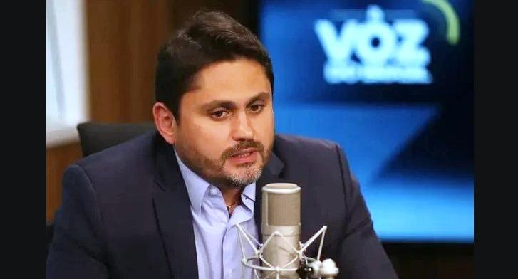 MINISTRO DAS COMUNICAÇÕES PEDE DEMISSÃO APÓS DENÚNCIA DE DESVIO DE EMENDAS