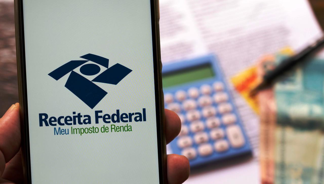 RECEITA PAGA MAIOR LOTE DE RESTITUIÇÃO DA HISTÓRIA DO IMPOSTO DE RENDA