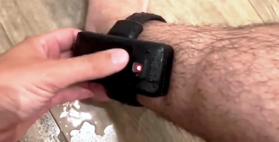 HOMEM VIRALIZA NAS REDES COM ‘DICAS’ SOBRE TORNOZELEIRA ELETRÔNICA PARA BOLSONARO