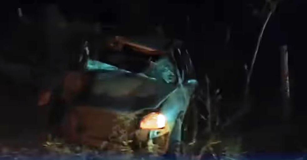 MOTORISTA ATROPELA VACA, BATE EM POSTE DE ENERGIA E INTERROMPE O ABASTECIMENTO DE ÁGUA EM SÃO BRÁS DE MINAS