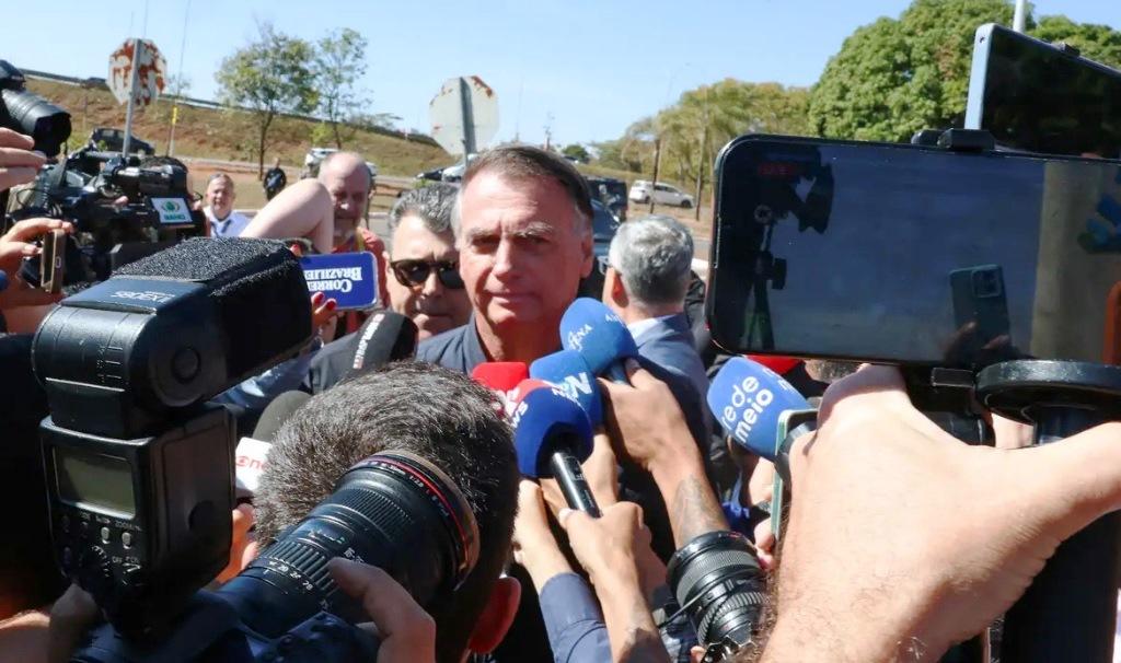 REDES SOCIAIS: 59% DEFENDEM OPERAÇÃO DA PF CONTRA JAIR BOLSONARO