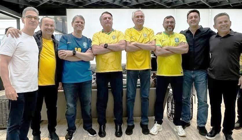 MAIORIA DAS MANIFESTAÇÕES NAS REDES SOCIAIS APROVA PRISÃO DOMICILIAR DE BOLSONARO