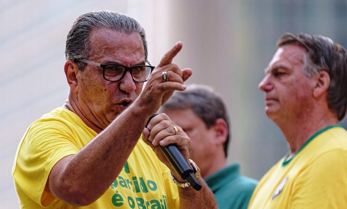 POLÍCIA FEDERAL FAZ BUSCAS E APREENSÕES CONTRA O PASTOR SILAS MALAFAIA