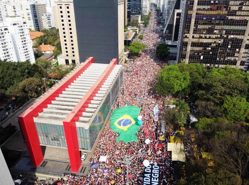 MANIFESTAÇÕES CONTRA PEC DA IMPUNIDADE E ANISTIA MOBILIZAM AS RUAS PELO BRASIL