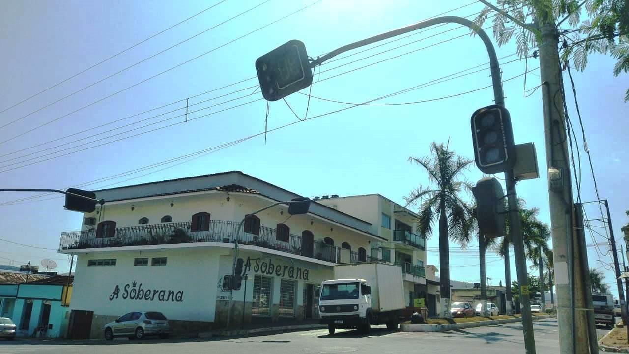 MANUTENÇÃO DE SEMÁFOROS VAI IMPEDIR O TRÂNSITO NA ÁREA CENTRAL DE VAZANTE