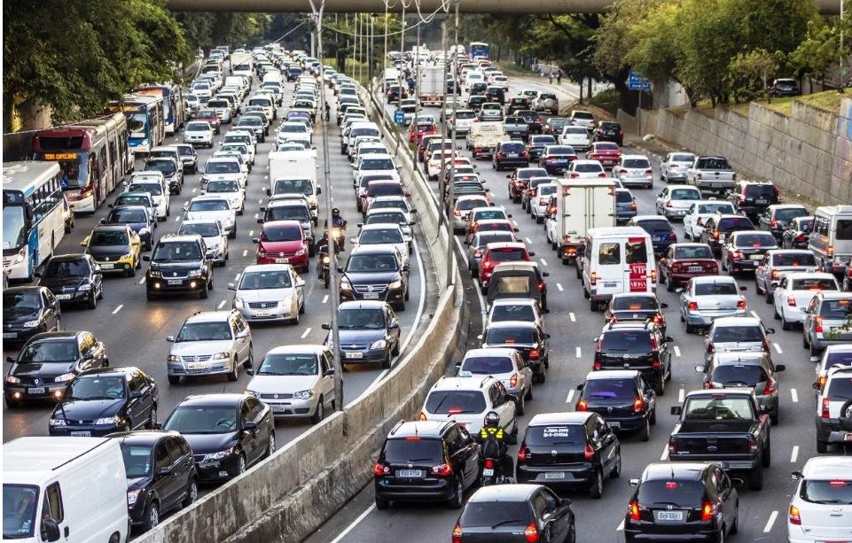 BRASIL EMPLACA QUASE 2 MILHÕES DE VEÍCULOS NOVOS DE JANEIRO A SETEMBRO DE 2025