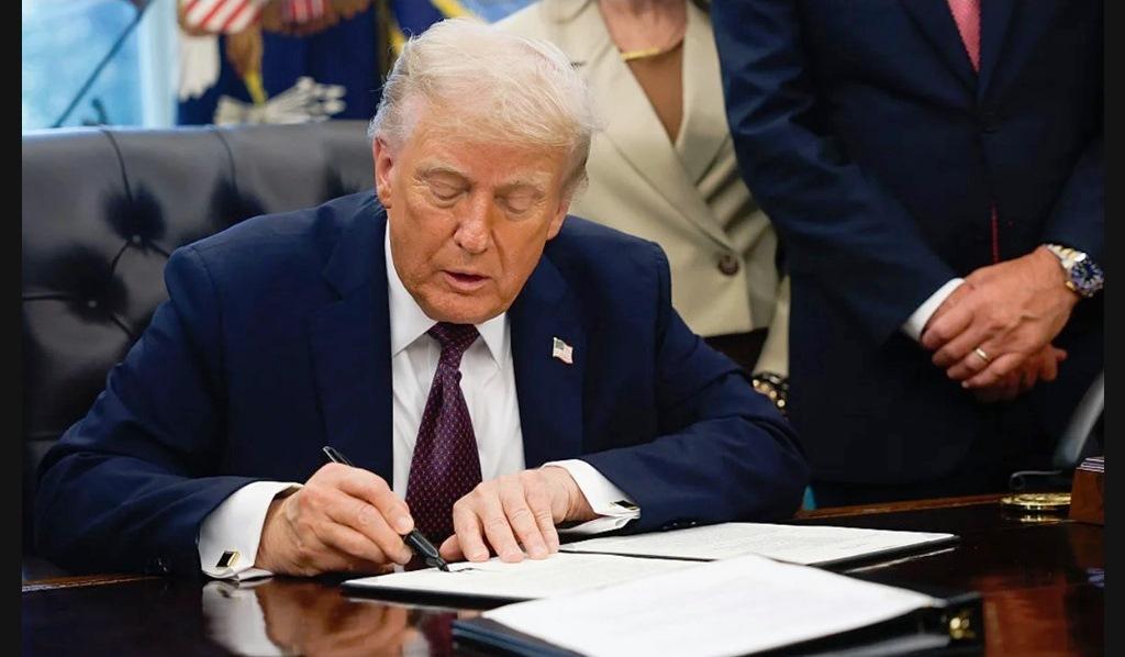 DONALD TRUMP CORTA TARIFA DE 10% PARA IMPORTAÇÃO DE ALIMENTOS