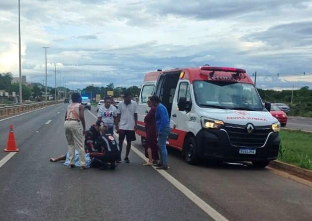 MOTORISTA COM SINAIS DE EMBRIAGUEZ ATROPELA E MATA MULHER NA BR-251