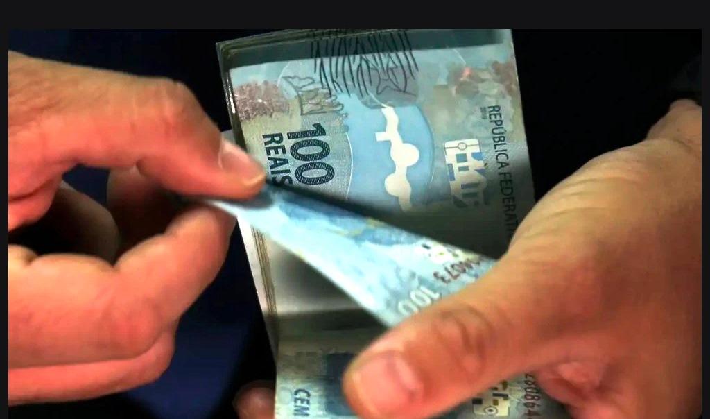 PRAZO PARA PAGAMENTO DA PRIMEIRA PARCELA DO 13º SALÁRIO VENCE HOJE