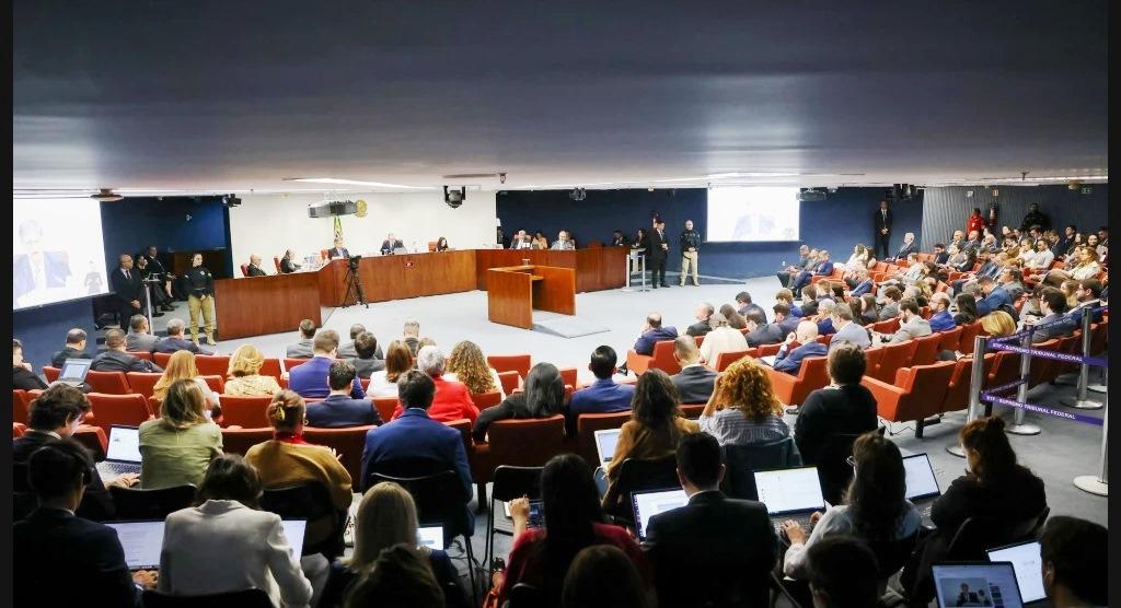 STF COMEÇA A JULGAR NÚCLEO DE MILITARES RÉUS POR TENTATIVA DE GOLPE DE ESTADO