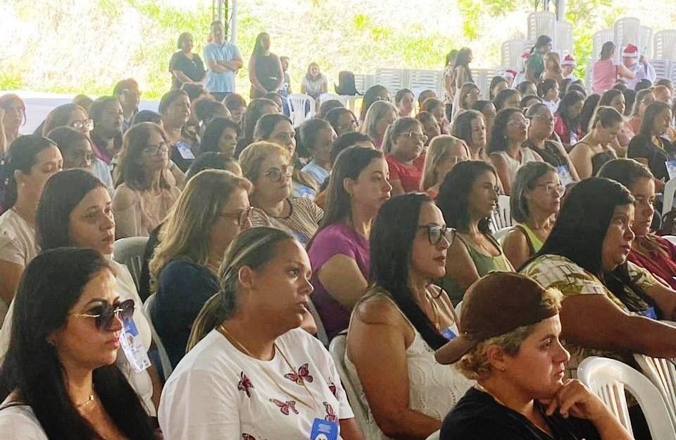 TREINAMENTO DE CAPACITAÇÃO PARA EDUCAÇÃO INCLUSIVA REÚNE PAIS E PROFESSORES EM VAZANTE