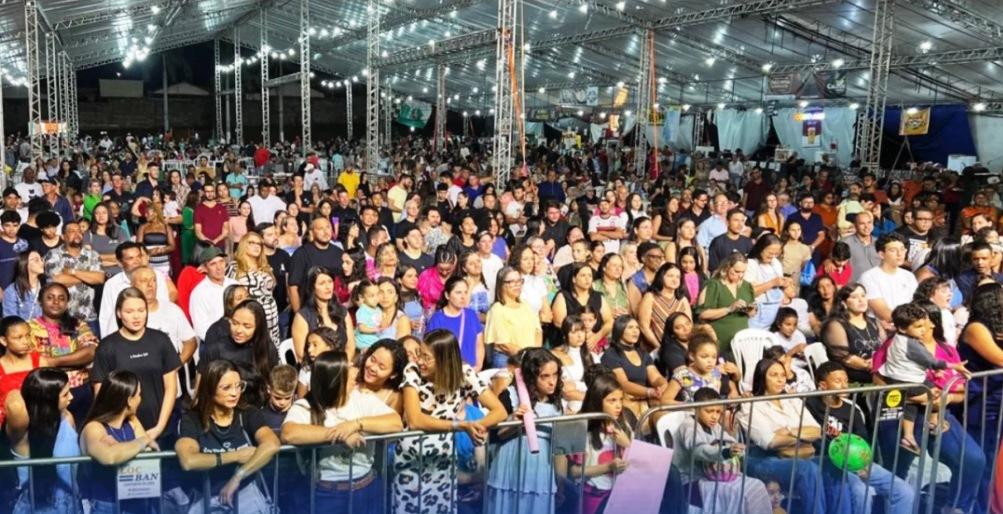 COMEMORAÇÕES DO ANIVERSÁRIO DE VAZANTE REGISTRARAM PÚBLICO DE 27 MIL PESSOAS