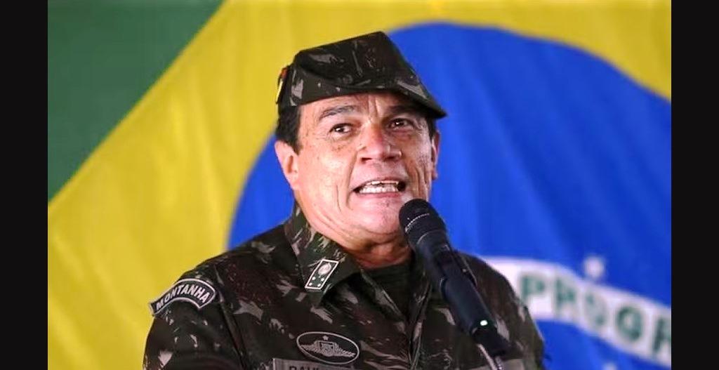 GENERAL PRESO POR TENTATIVA DE GOLPE DE ESTADO RECEBE AUTORIZAÇÃO PARA TRABALHAR