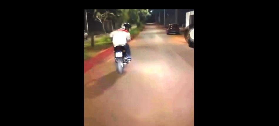 POLÍCIA MILITAR APREENDE MOTOS POR MANOBRAS PERIGOSAS DOS CONDUTORES EM VAZANTE