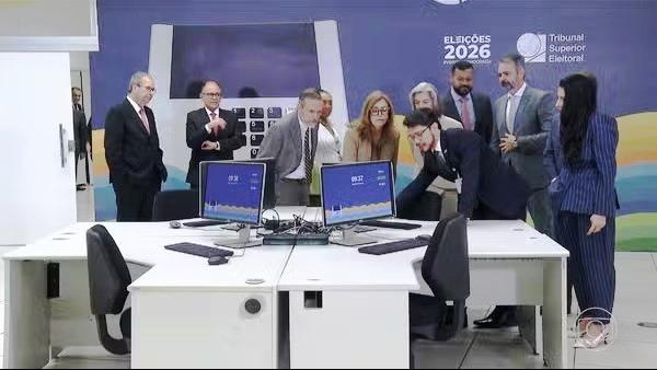 TSE INICIA TESTE DAS URNAS QUE SERÃO USADAS NAS ELEIÇÕES DE 2026