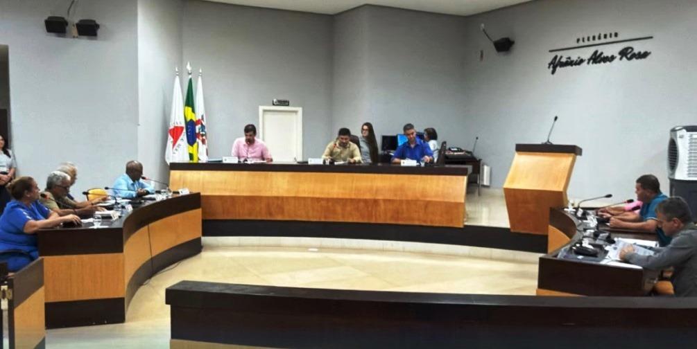 VEREADORES DE VAZANTE APROVAM TODAS AS MATÉRIAS APRESENTADAS EM REUNIÃO ORDINÁRIA