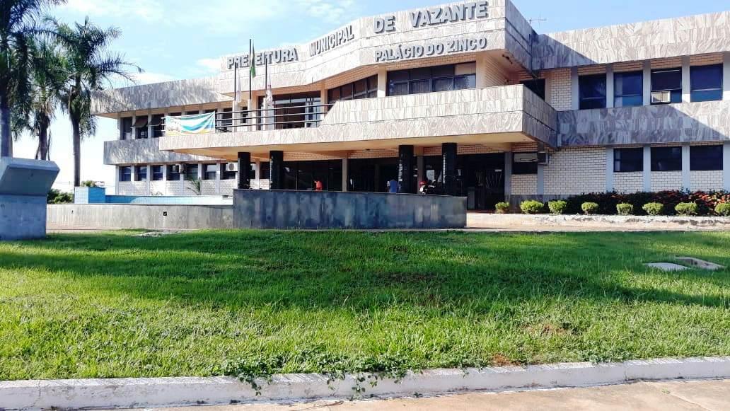 AGÊNCIAS BANCÁRIAS E PREFEITURA DE VAZANTE ESTARÃO FECHADAS DURANTE O CARNAVAL