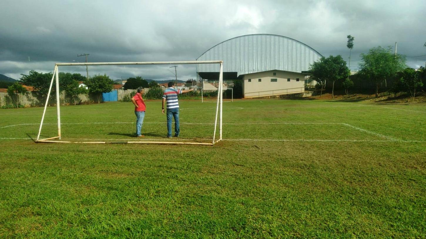 BAIRRO DE VAZANTE GANHA CAMPO DE FUTEBOL SOCIETY ANEXO À QUADRA POLIESPORTIVA