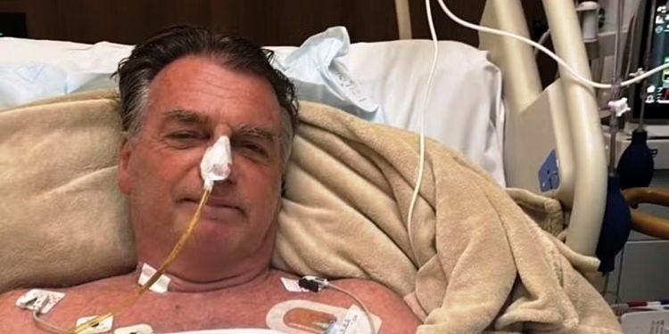 MINISTRO ALEXANDRE DE MORAES CONCEDE PRISÃO DOMICILIAR A BOLSONARO