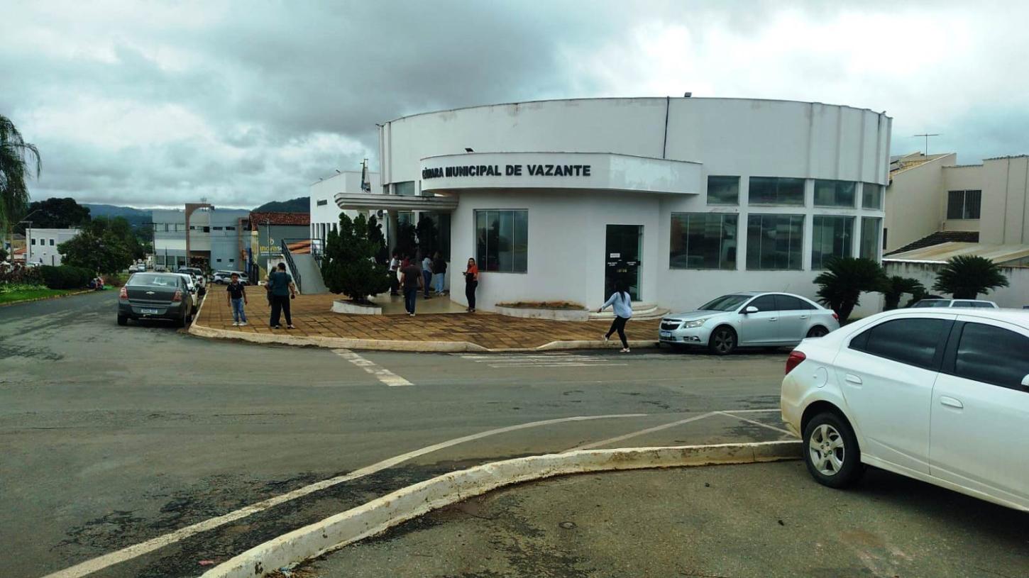 CÂMARA MUNICIPAL DE VAZANTE REALIZA 6ª SESSÃO ORDINÁRIA DO EXERCÍCIO DE 2026