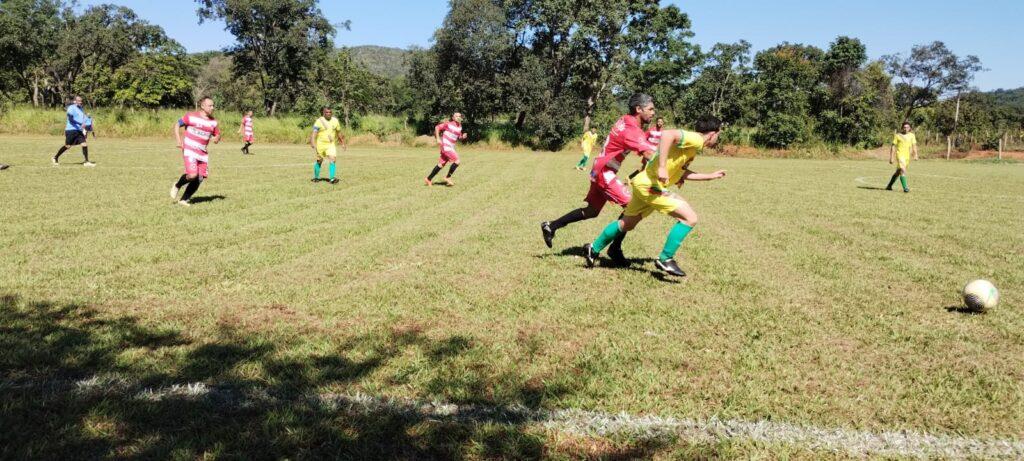 FINALISTAS SE PREPARAM PARA JOGO QUE VALE O TÍTULO DO 7º CAMPEONATO RURAL DE VAZANTE