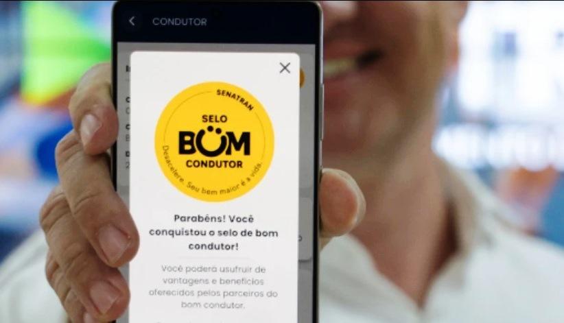 RENOVAÇÃO GRATUITA DA CNH GEROU ECONOMIA DE R$ 1,24 BILHÃO PARA MOTORISTAS COM SELO DE BOM CONDUTOR