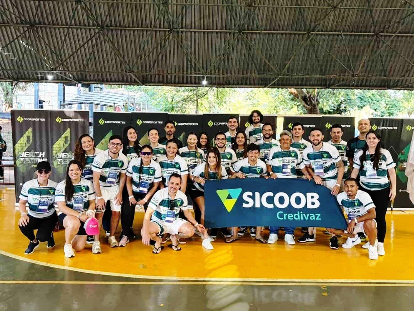SICOOB CREDIVAZ CONQUISTA ETAPA REGIONAL DE FUTSAL PELO COOPSPORTES