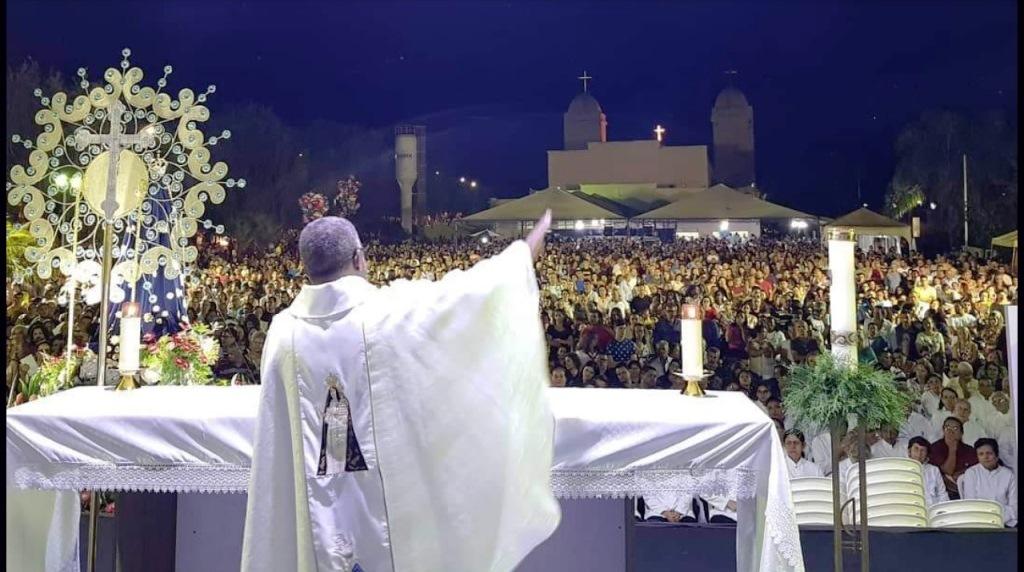 VÍDEO PROMOVE VAZANTE COMO 'A CIDADE NASCIDA DA FÉ'