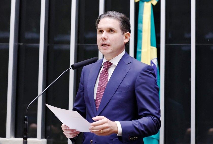 PRESIDENTE DA CÂMARA ANUNCIA PONTOS INEGOCIÁVEIS PARA O FIM DA ESCALA 6X1