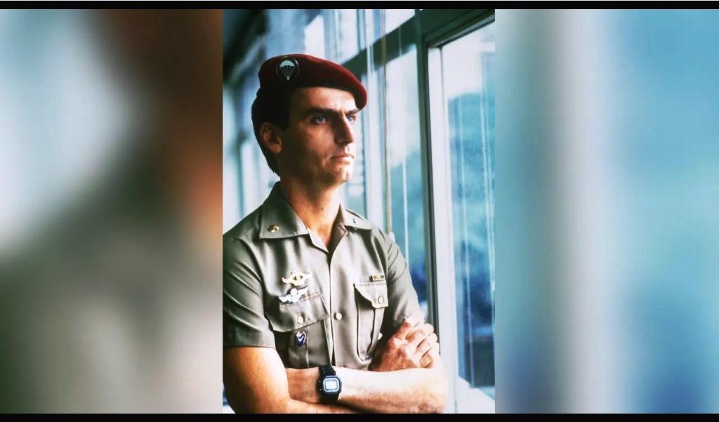 PROCURADORIA MILITAR RECOMENDA PERDA DE PATENTE DE JAIR BOLSONARO