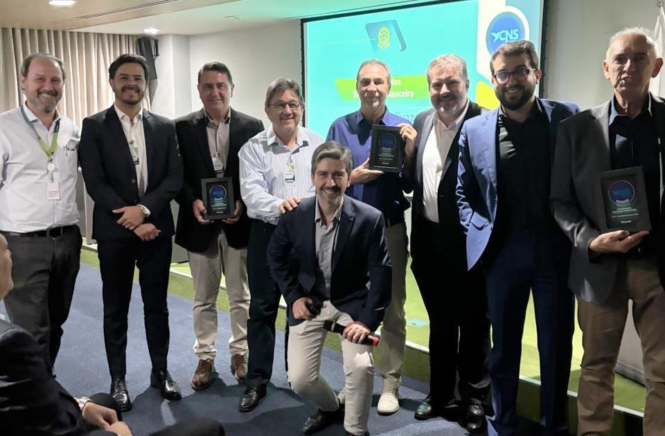 SICOOB CREDIVAZ RECEBE DOIS PRÊMIOS DA CAMPANHA NACIONAL DE SUSTENTABILIDADE