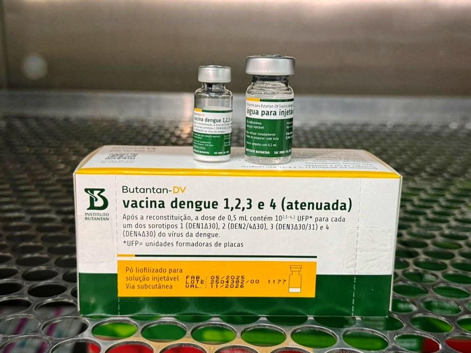 MINISTÉRIO DA SAÚDE SUSPENDE VACINA CONTRA DENGUE PRODUZIDA PELO BUTANTAN