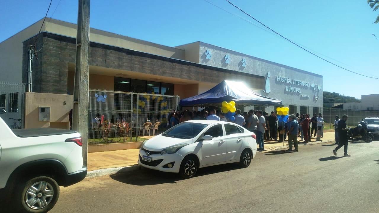 SOLENIDADE MARCA INÍCIO DAS ATIVIDADES DO HOSPITAL VETERINÁRIO MUNICIPAL DE VAZANTE