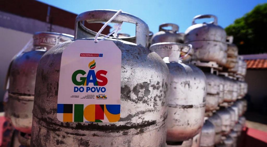 MAIS DE 700 FAMÍLIAS DE VAZANTE SÃO CONTEMPLADAS PELO PROGRAMA FEDERAL GÁS DO POVO