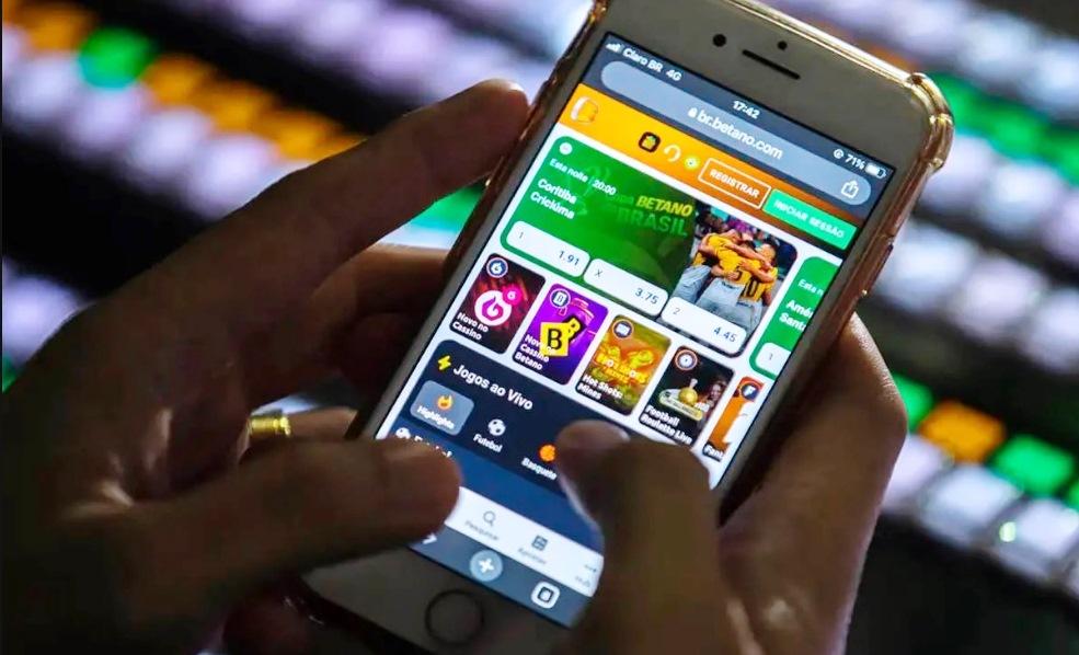 MAIS DE 3 MILHÕES DE BENEFICIÁRIOS DE PROGRAMAS SOCIAIS ESTÃO IMPEDIDOS DE APOSTAR NAS BETS