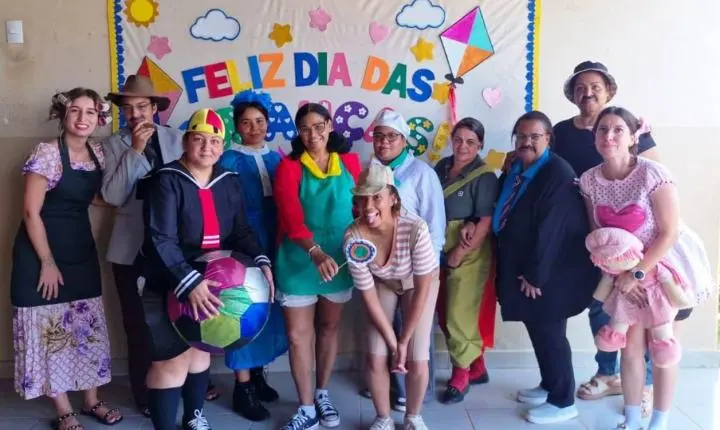 ESCOLAS MUNICIPAIS DE VAZANTE COMEMORAM A ‘SEMANA DA CRIANÇA’ COM ATIVIDADES RECREATIVAS