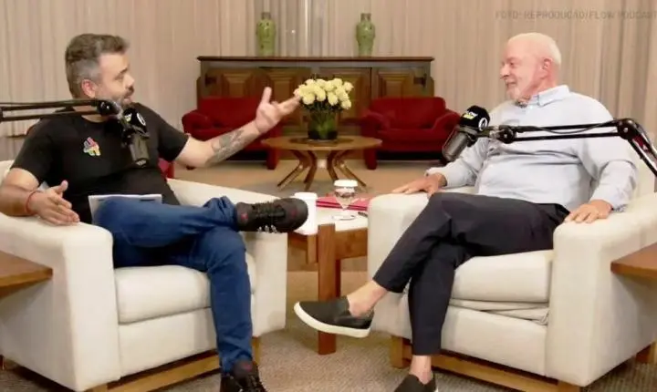 LULA INCENTIVA OS JOVENS A ENTRAR NA POLÍTICA E PARTICIPAR DA VIDA PÚBLICA