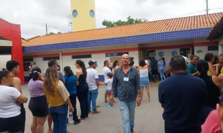 VAZANTINOS VOLTAM ÀS URNAS NESTE DOMINGO (25) PARA DECIDIR ENTRE LULA E FLÁVIO BOLSONARO